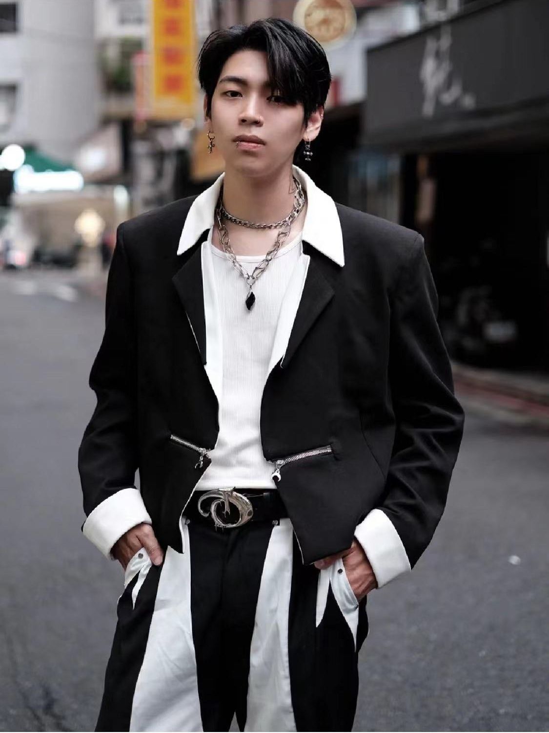 Argue Culture Avant-Garde Irregular Metal Logo Leather Waist Belt